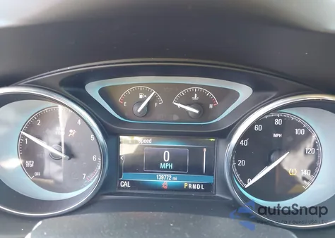 2017 Buick Envision Essence z USA, uszkodzony, nr VIN LRBFXBSA0HD070219